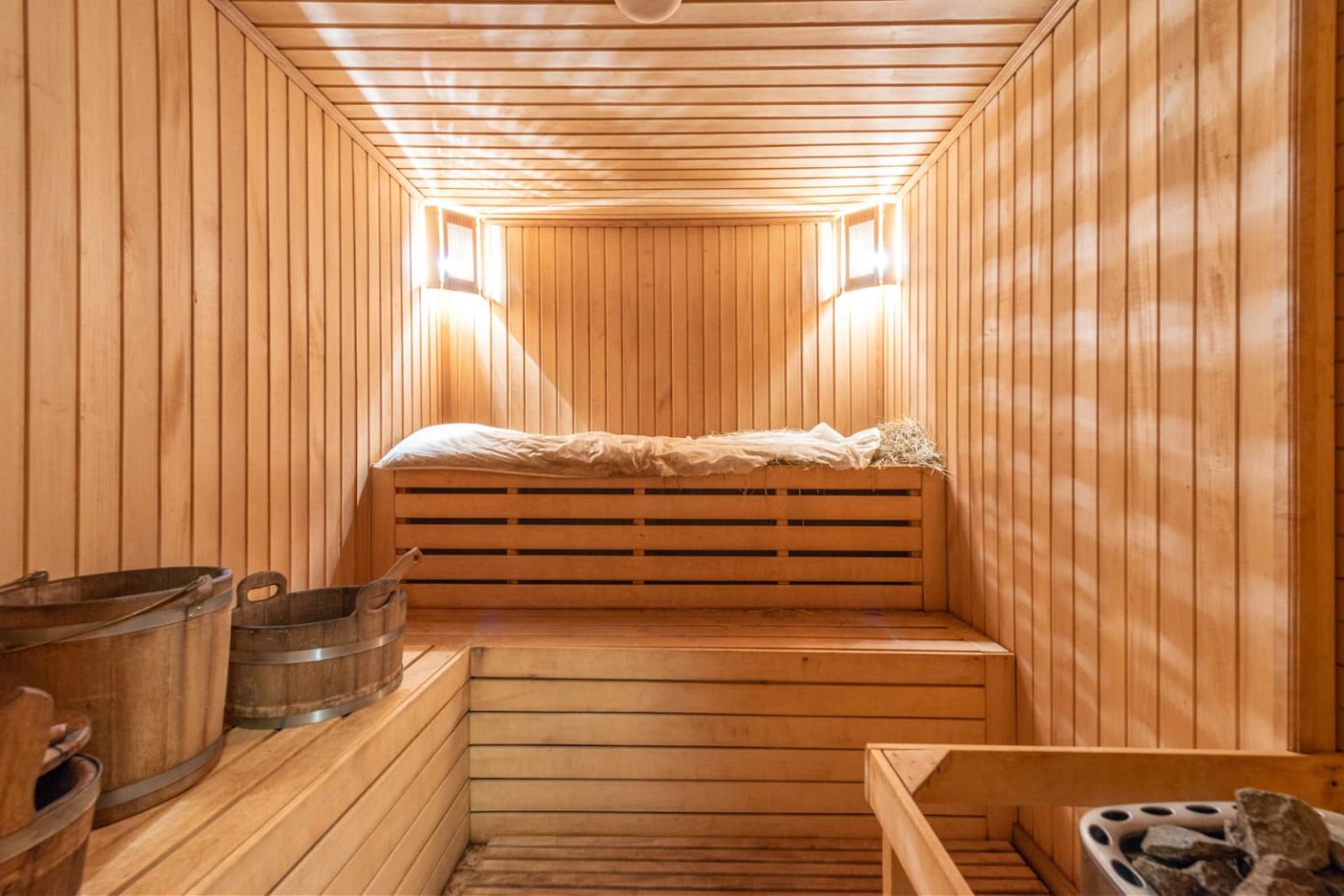 How Different Types Of Saunas Improve Your Health HeAll